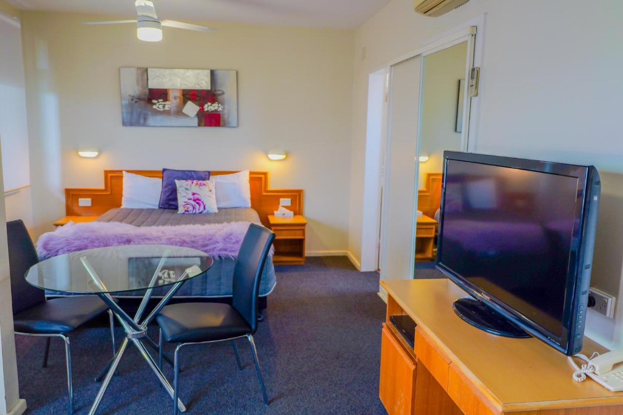 Abbotsleigh Motor Inn Armidale Kültér fotó