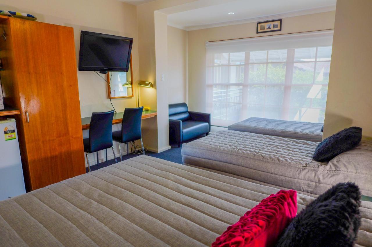 Abbotsleigh Motor Inn Armidale Kültér fotó
