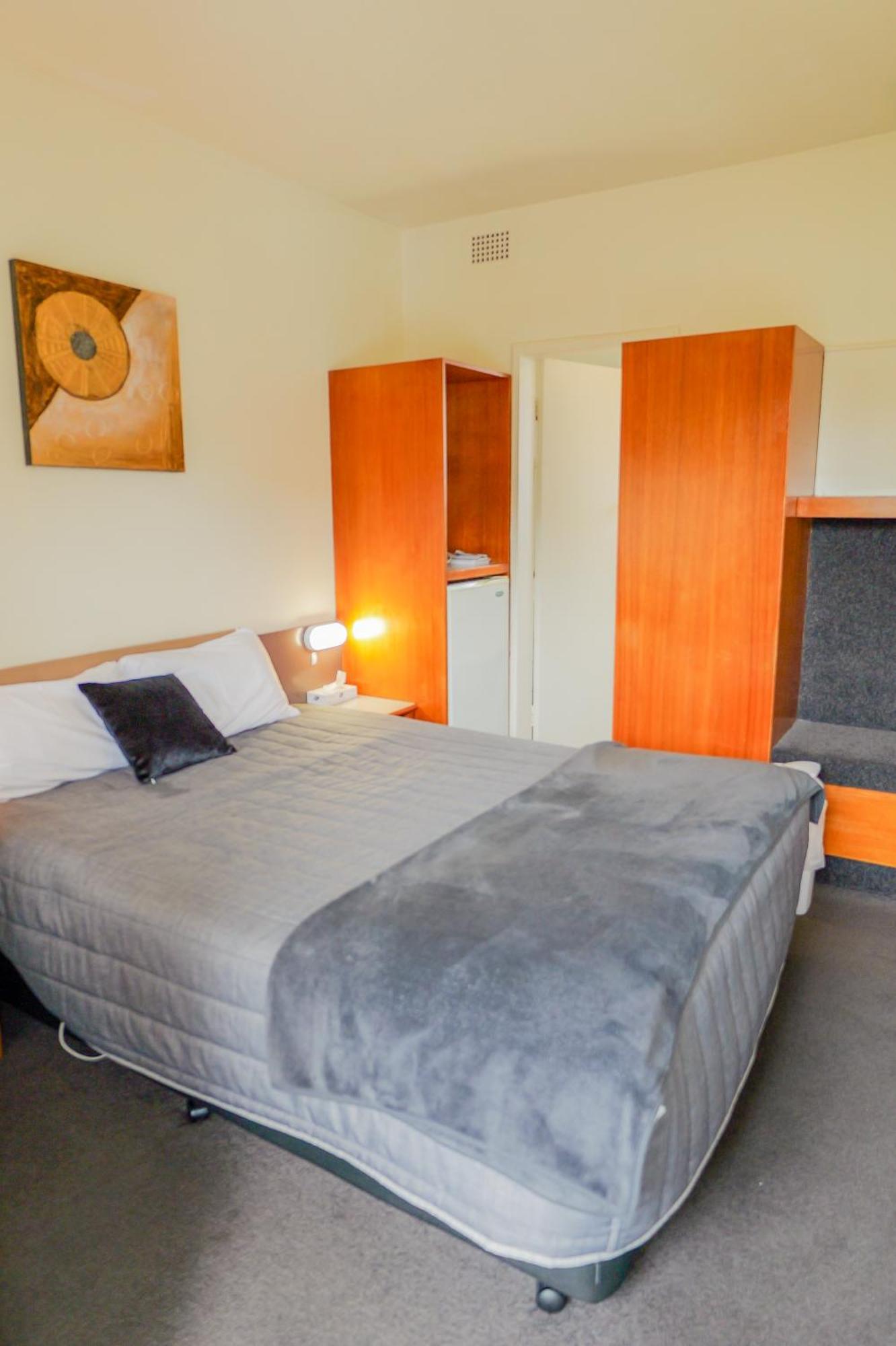 Abbotsleigh Motor Inn Armidale Kültér fotó