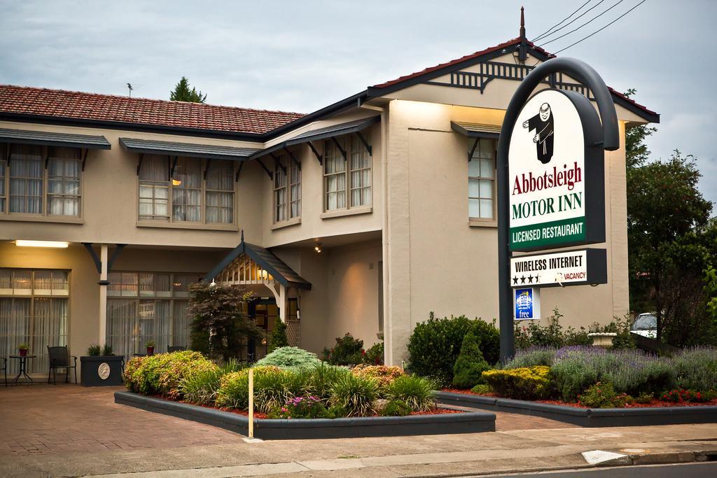 Abbotsleigh Motor Inn Armidale Kültér fotó
